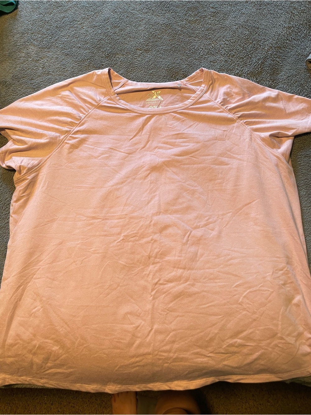 ZeroXposur Women's Short-Sleeve Tee in Pale Pink